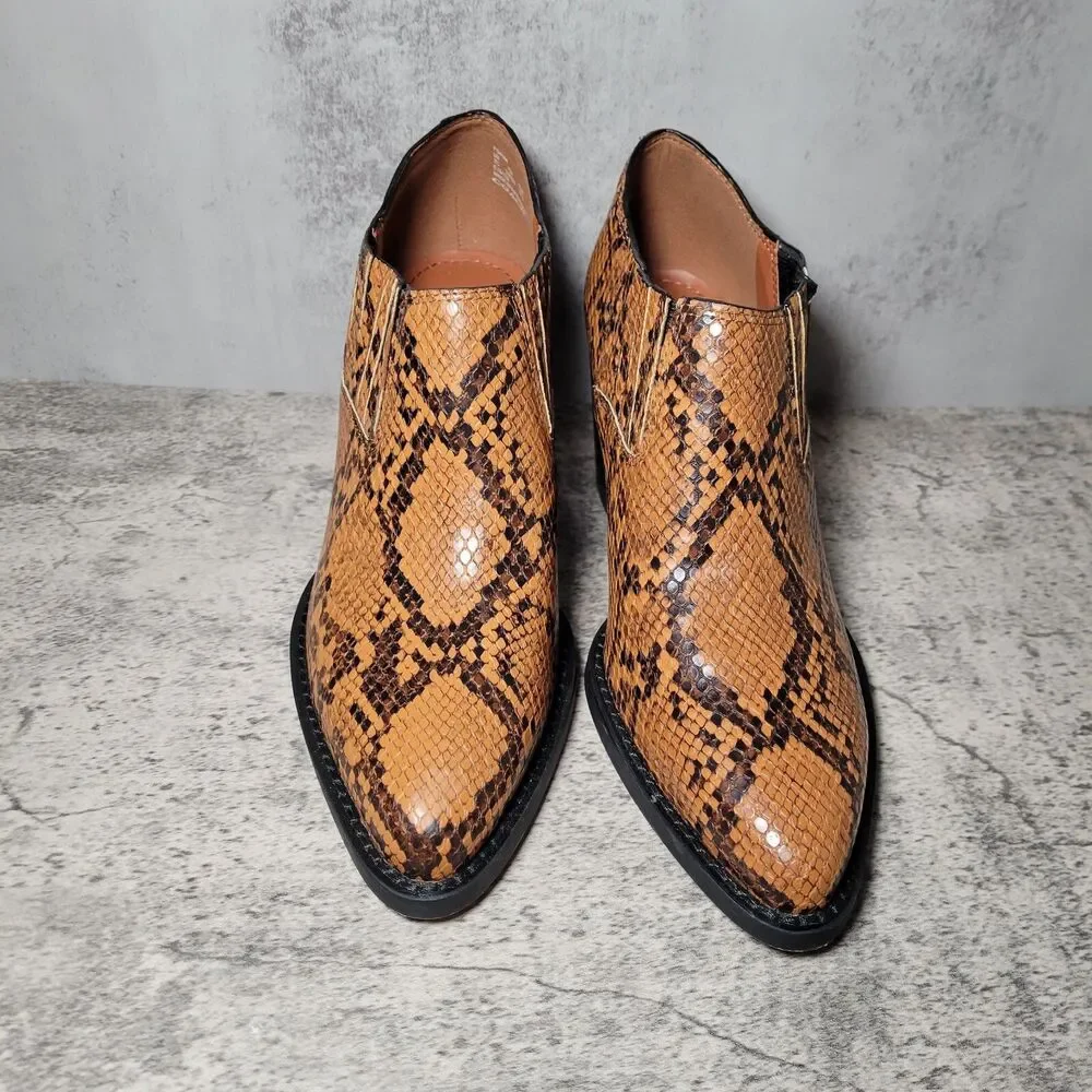 COACH Perri Ankle Booties Short Western Fashion Boots Caramel Snake Print 7 US